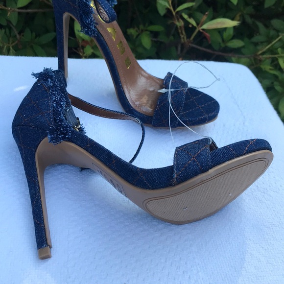 Shoes! NWT! - Picture 2 of 4